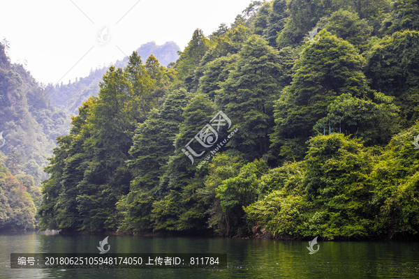 张家界宝峰湖