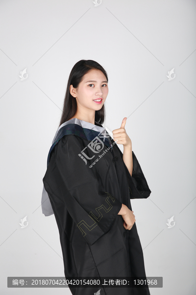 学士服