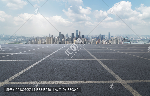 城市道路沥青路面和重庆建筑景观