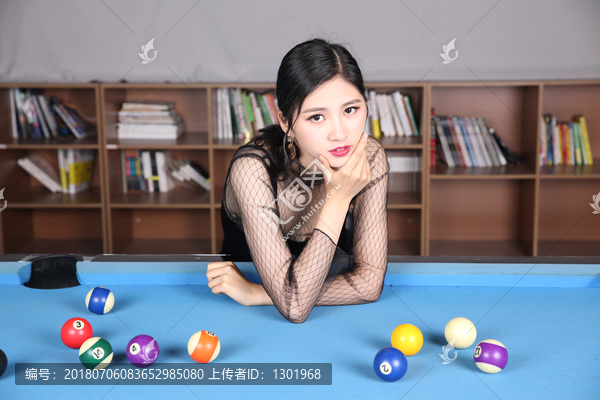 高清桌球美女圖片