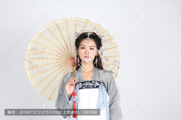 古风汉服唯美少女图