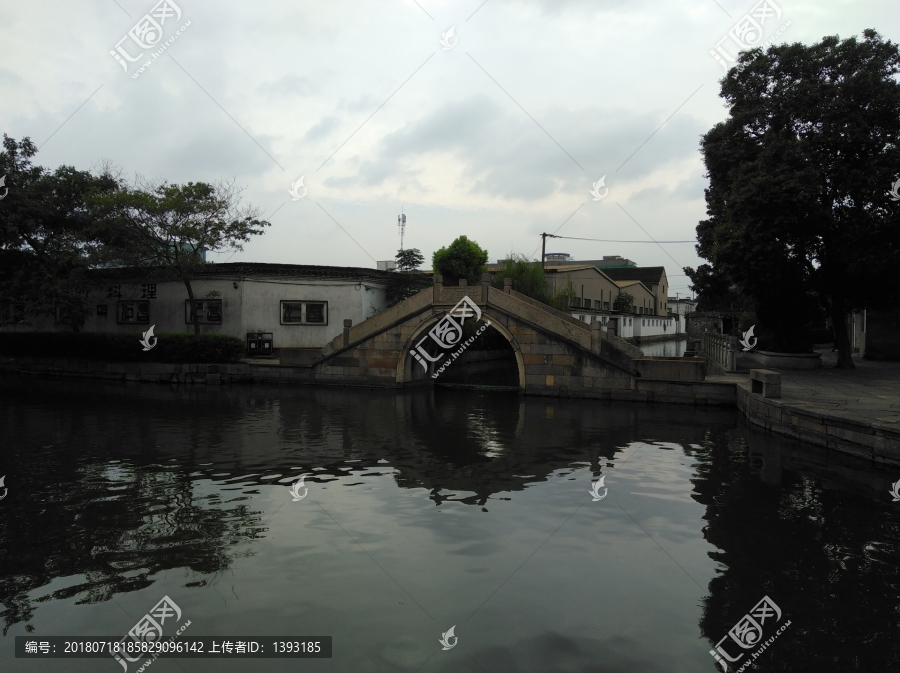 小桥流水人家