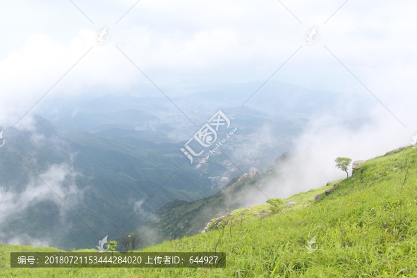 江西武功山风景武功山云海