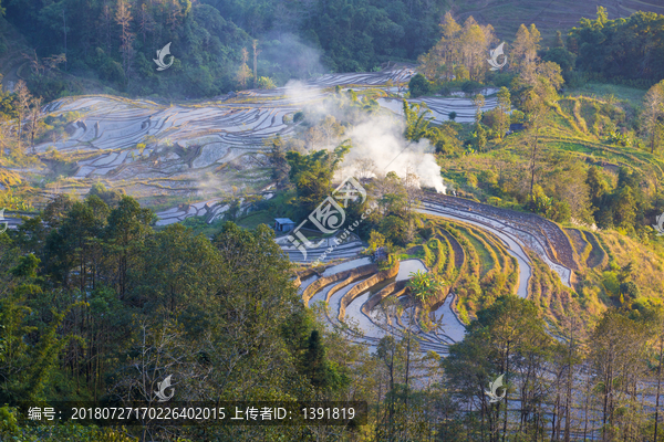 云南红河元阳梯田老虎嘴景点