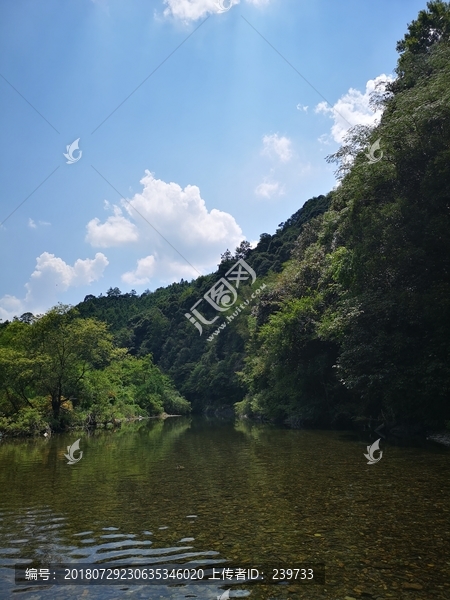 山青水秀