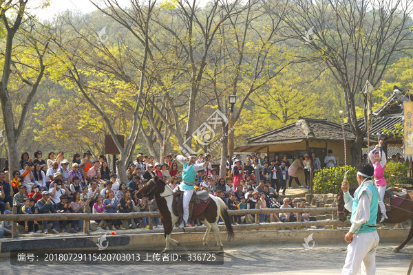 韩国传统骑术表演骑射