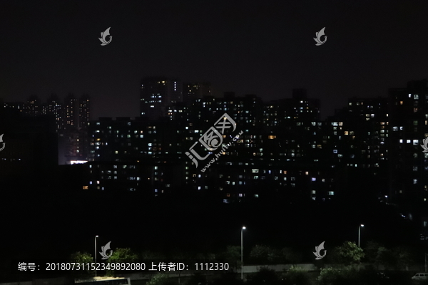 城市住宅夜景