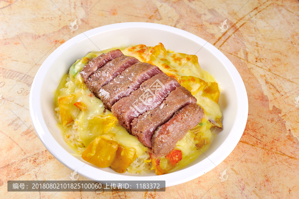 香辣牛肉焗饭