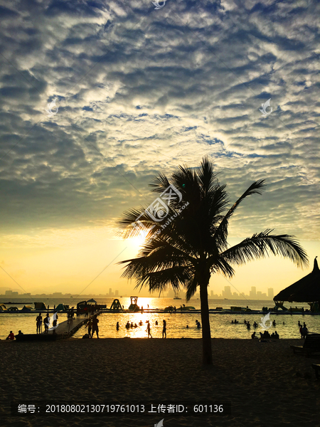 海一样的天空天一样的海