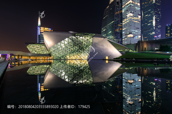 广州歌剧院大剧院夜景