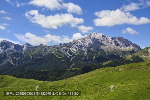 新疆风光白石峰