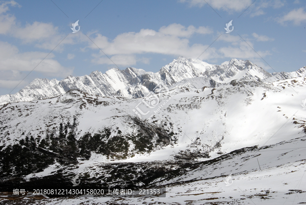 松潘雪山梁