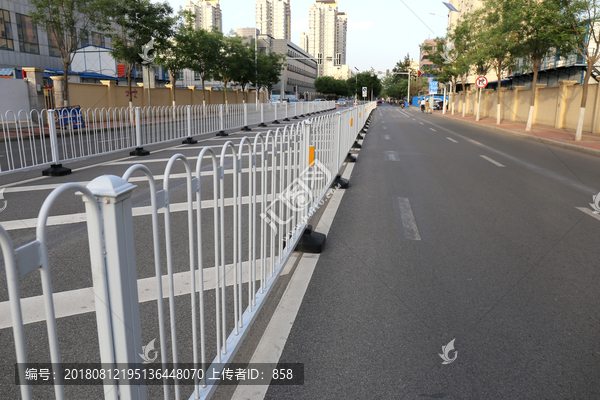 道路交通护栏