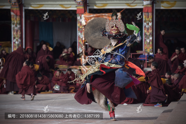 莫郎节跳神