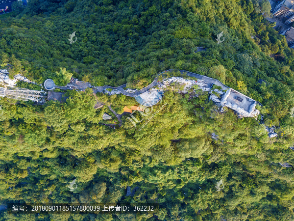 鸟瞰柳州立鱼峰风景区马鞍山