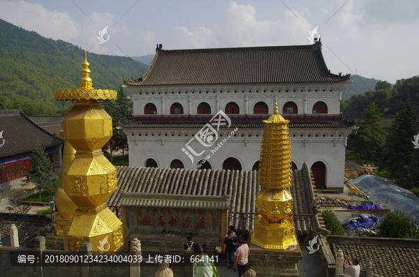 五台山大显通寺无量殿