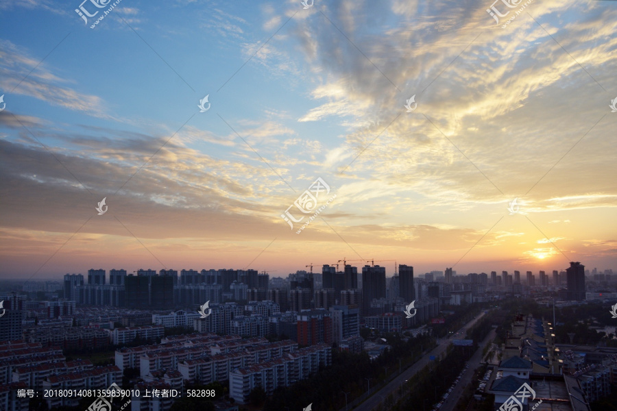 清晨天空美景