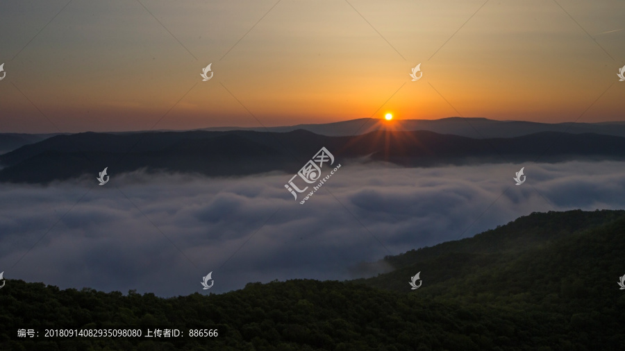 日出高山