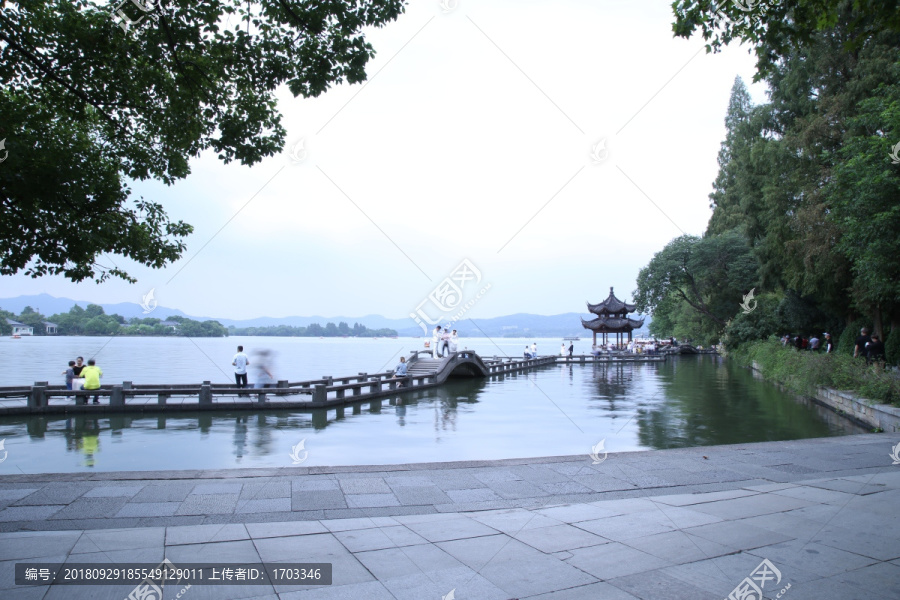 雷峰塔景区