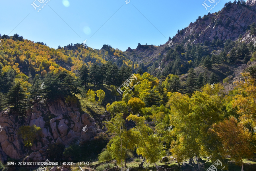 乌拉山秋景