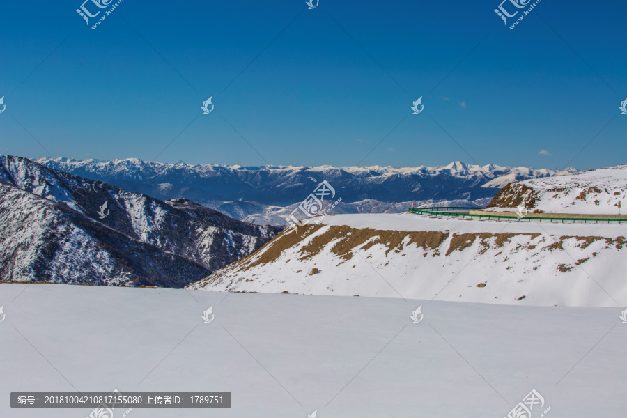 雪山