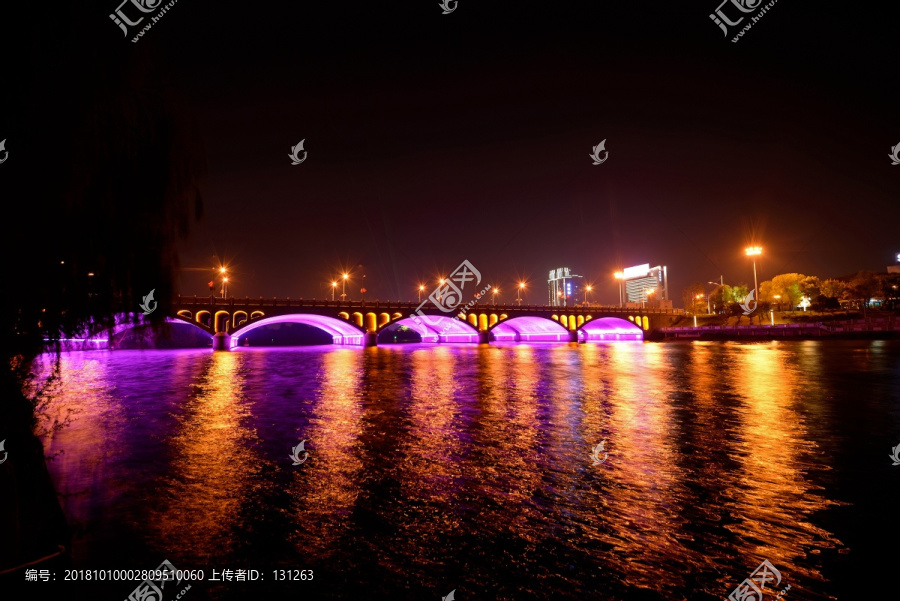 金华通济桥紫色灯光夜景