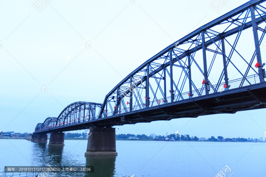 鸭绿江断桥风景