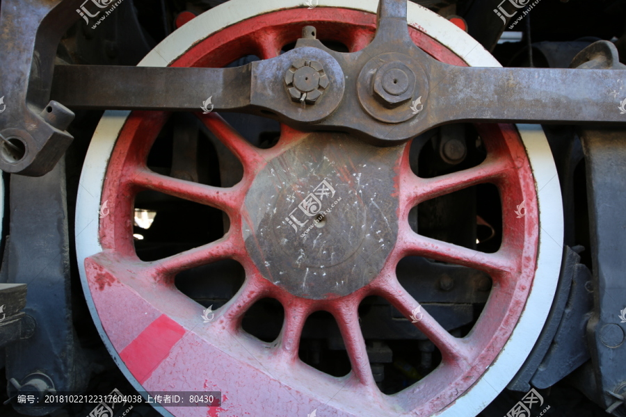 老式内燃机车车轮