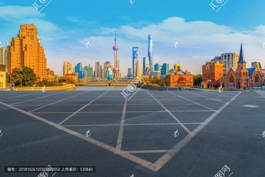 上海金融区和沥青地面