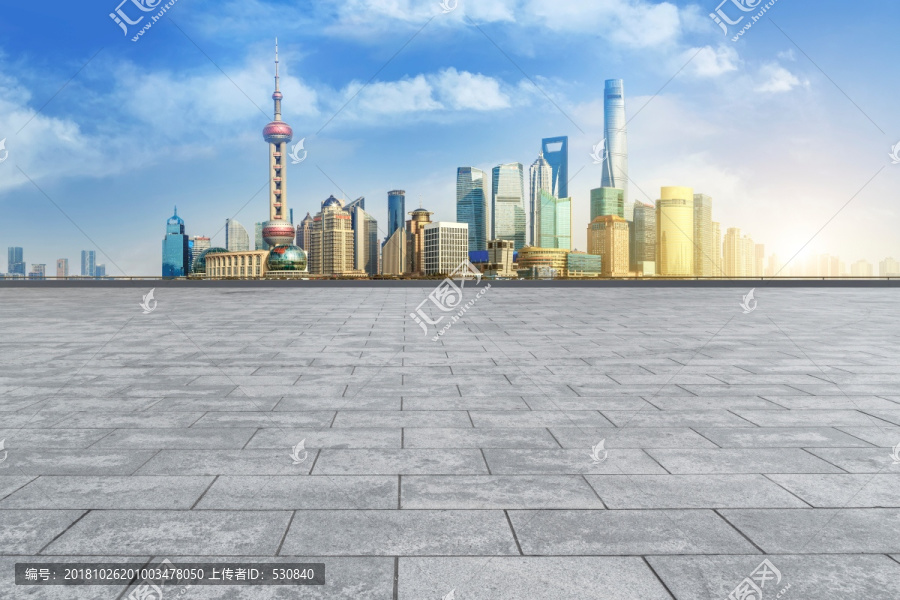 地砖路面和上海现代建筑群