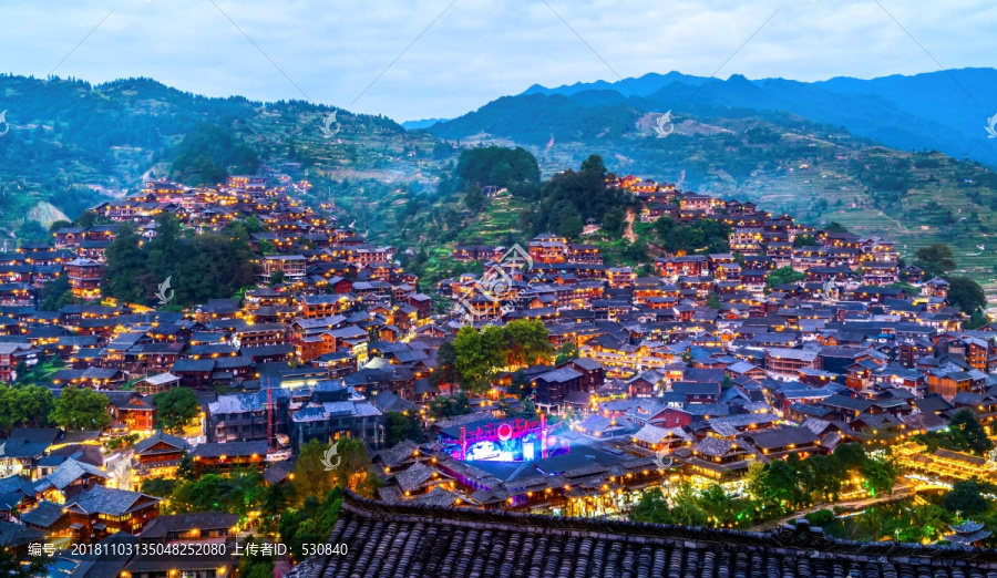 西江千户苗寨夜景