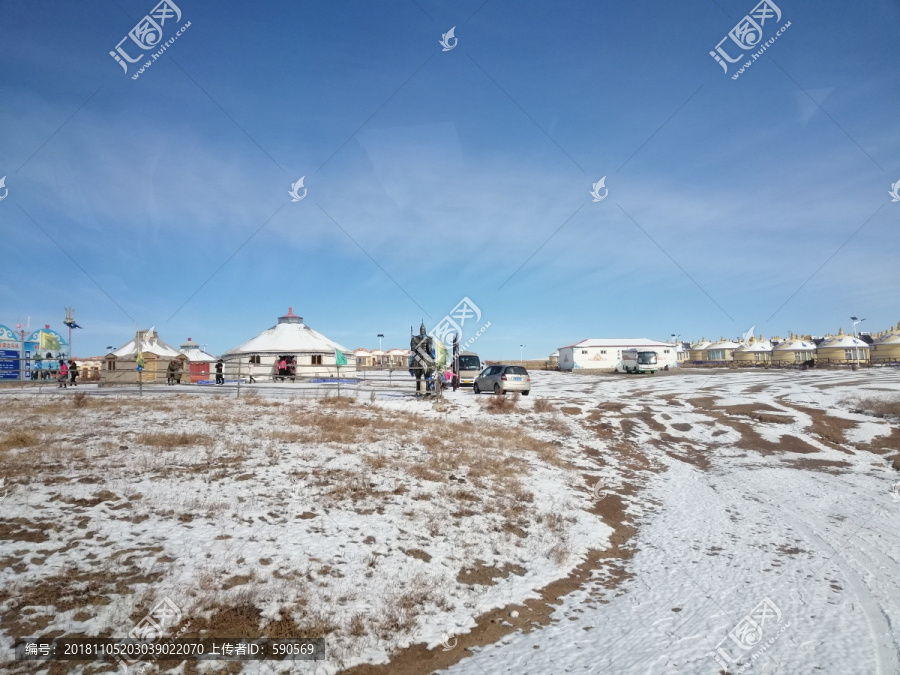 雪地蒙古包