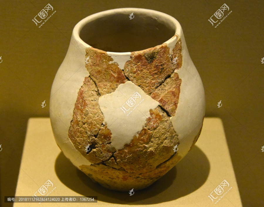 上山文化陶罐