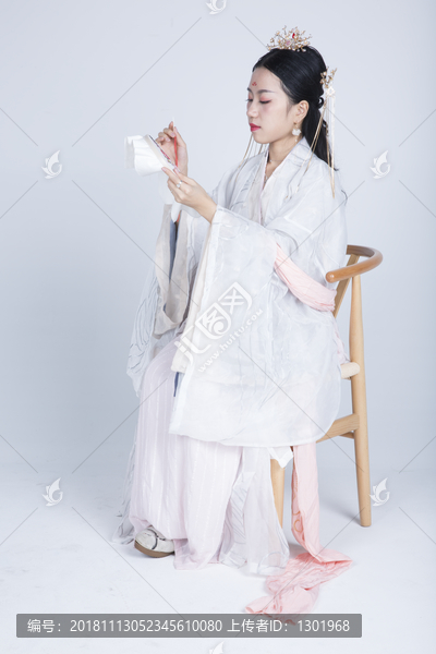 传统古装汉服美女图片大全