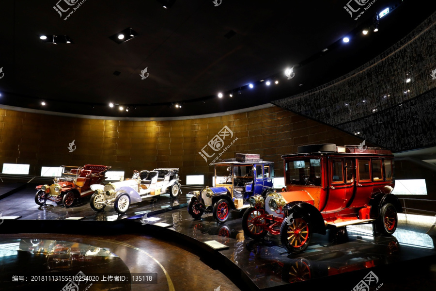 梅赛德斯奔驰汽车博物馆