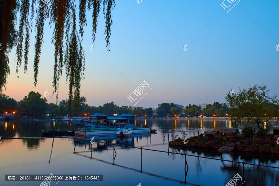 北京什刹海夜景