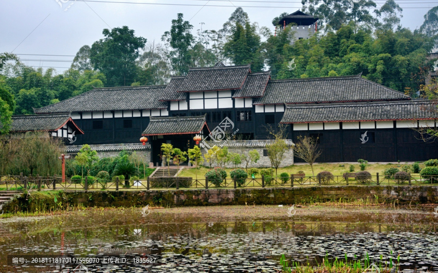 武胜县宝箴塞景区3段家大院远眺