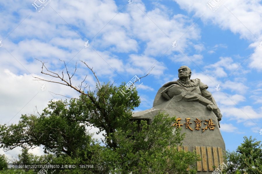 袁寿山将军雕像