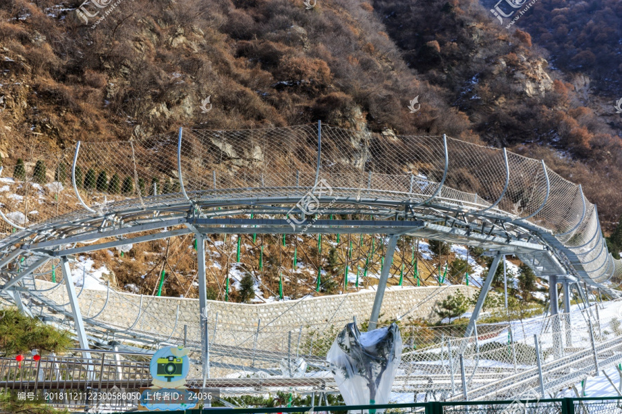 陜西華山翁峪管軌式滑道