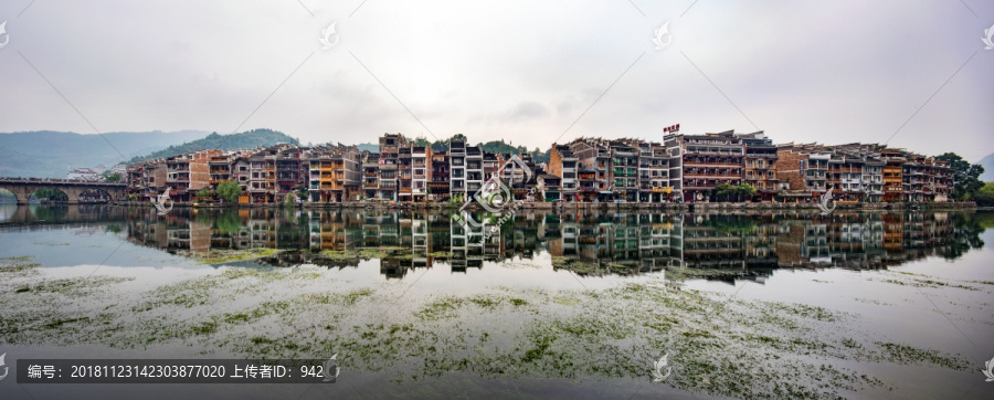 贵州镇远古城全景