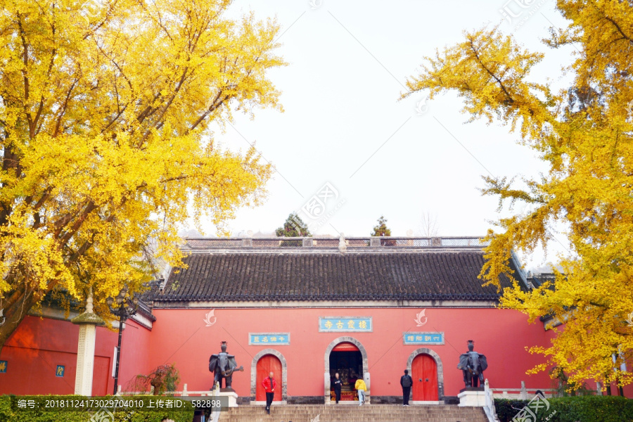 栖霞古寺