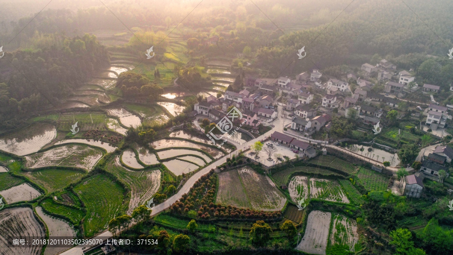 旅游风光峒山阮风光