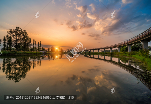 成都三道堰古镇彩虹桥湿地日出