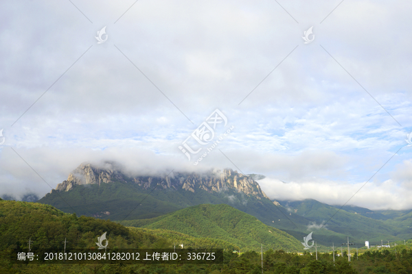 韩国雪岳山远景