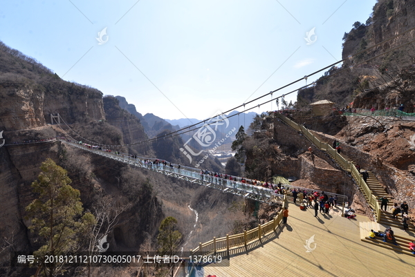 兴隆山玻璃栈道