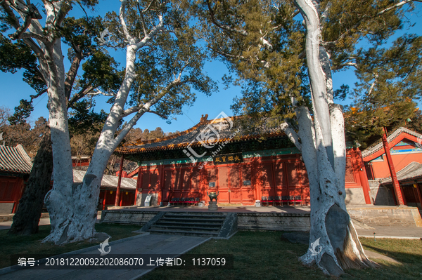 北京法海寺大雄宝殿