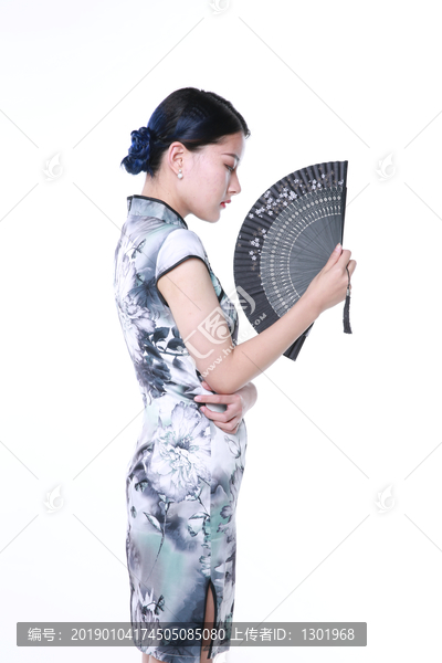 旗袍美女高清攝影圖