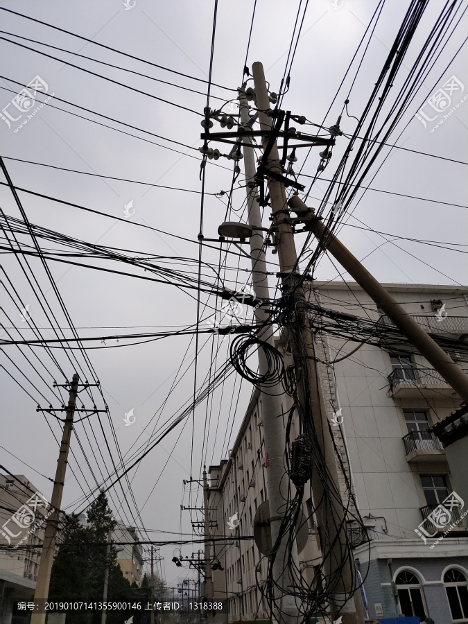 胡同电缆入地工程