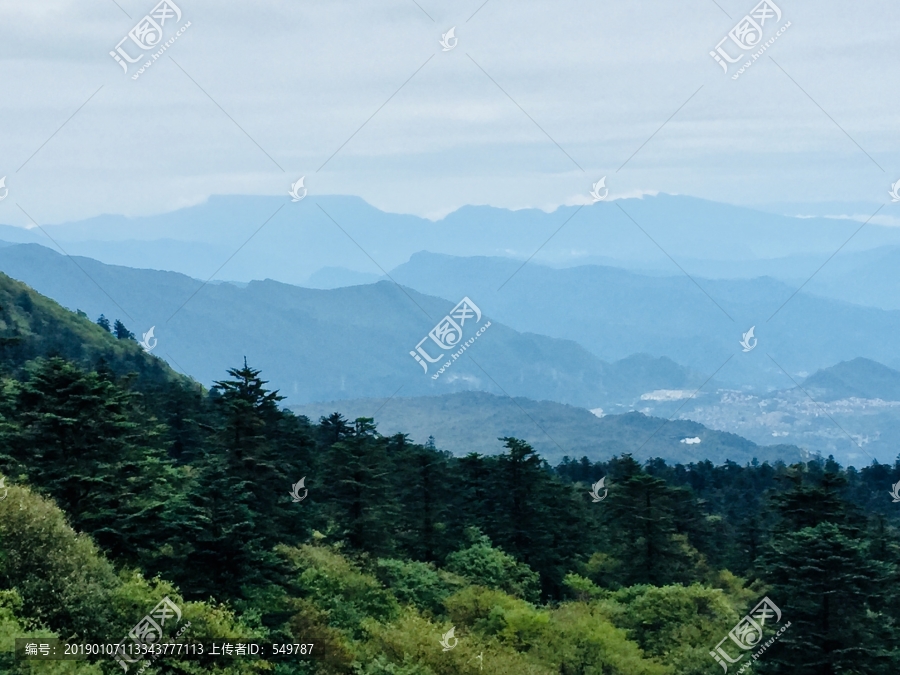 群山