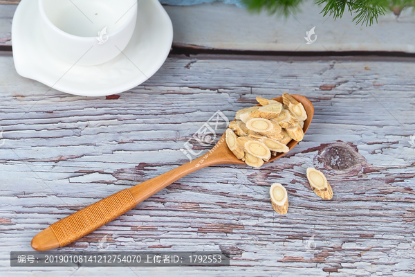 中草药黄芪片